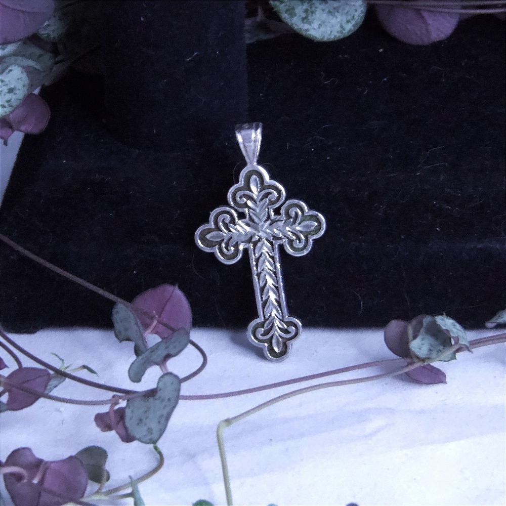 Sterling Silver 925 Ornate Filigree Cross Pendant Religious‎ Charm Heart Mark